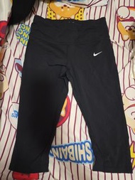 Nike Dri-FIT 運動七分褲