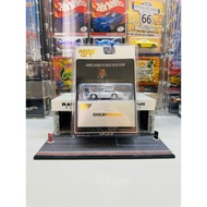 Mini GT No. 900 Aston Martin DB5 Goldfinger James Bond 007 English Blister Packaging