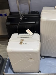 American Tourister 20-inch Suitcase