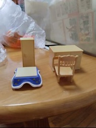 小新枱，小丸子櫃，sanrio rement櫃枱，森林家族椅傢俬玩具