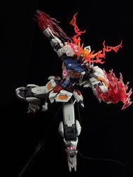 mg1:100巴巴托斯 完成品 有加燈 右邊裙甲黐死左 手部改件 四隻有些微走線外露 後面跟咗電池倉