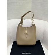 HOBO bag hobo bag handbag shoulder bag holiday gift 2358