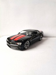 Jada jada 1: 24 Chevrolet Camaro 2010 Camaro SS Alloy Car Model Toy Ornaments