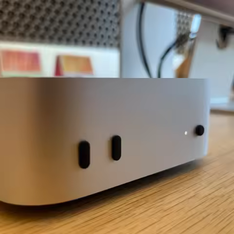 Silicone Anti-Dust Plug 1 Set for Mac Mini M4/M4 Pro 2024 Computer Host Stopper Dustproof Cover Blac