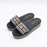 DIOR Dway厚底刺繡拖鞋 - 黑 36