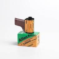 Alien CN 800 135 film color negative sensitivity 27 July sample on the details page