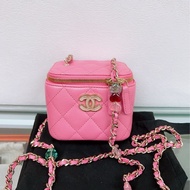 Chanel mini vanity 23p 粉色小盒子 果凍吊飾鏈條