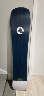 Burton snowboard 152