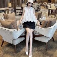Bum KALOE White Shirt Sleeveless Young and Dynamic A-Line Black Skirt K011
