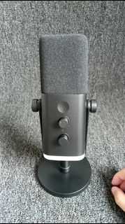 FIFINE USB 咪高峰 RGB 燈 fifine AM8動圈降噪咪 帶RGB炫彩燈效 帶XLR和USB雙接口 功能完好