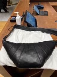 LEMAIRE Croissant Black 黑色全羊皮 牛角包 斜孭袋 中號