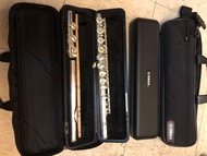 每支$2200 YAMAHA Flute 長笛 YFL221/02 比221多一個音 近乎全新如圖 吹過一兩次便放棄 已用AQ深層消毒清潔 屯馬線交收