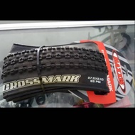 Maxxis Crossmark 27.5x2.10 Tire