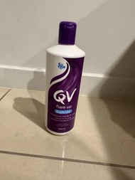 現貨QV 除菌舒緩沐浴油  flare up 500ml