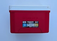 Igloos Laguna Small 9 QT Ice Chest Cooler, Fuchsia Burst, Hard Shell Portable Cooler Box, with Tray