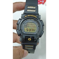 Vintage g-shock dw-003 (bezel broken)