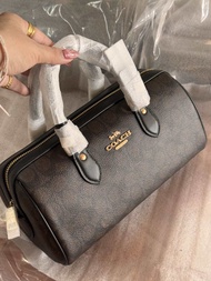 รับประกันแท้💯 หมอนใหม่ Rowan Long Satchel Bag In Signature Canvas CV963