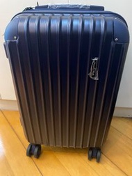 Pierre Riche 20” 24”28” hand carry cabin size baggage luggage  suitcase    Check in baggage 手提行李箱 旅行