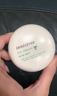 Innisfree 蜜粉餅