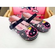 Cat-shaped pumpkin shoes