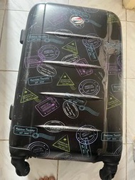 American Tourister 行李箱