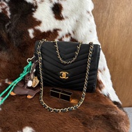 中古包 CHANEL 香奈兒 人字紋菱格羊皮鏈條肩背包