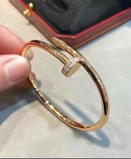 🍍100%正品 Cartier bracelet卡地亞寬版玫瑰金釘子手鐲 頭尾鑽 19碼  全套證書（其它size歡迎諮詢）