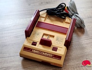 Set เครื่อง FC Family Computer ของแท้ จากญี่ปุ่น พร้อมตลับเกมรวม 500 in 1 พร้อมเล่น มีเกม Mario Cont