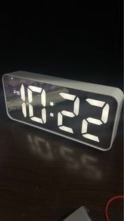 IKEA電子時鐘、溫度計、鬧鐘 18x8