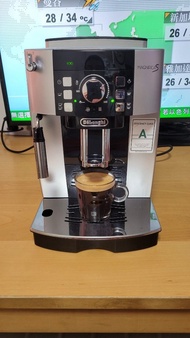 DeLonghi Magnifica S 全自動咖啡機