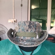 Topi Memancing askar