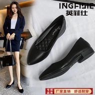 Soft Sole Hotel Work Leather Shoes