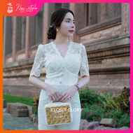 K425 : ชุดเดรสยาว ผ้าลูกไม้ คอวีแขนสั้น กระดุมแถวเดียวสวยหรู