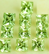พลอยแท้ Peridot Natural Gemstones เพอริดอท พลอยธรรมชาติแท้ 100% ขายล็อตละ 10 เม็ด