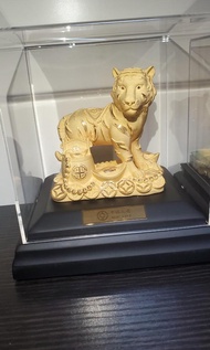 全新Just Gold 鎮金店 金虎擺設
