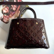🎉日常上班包(●'◡'●) LV 暗紅色漆皮壓紋蒙田手提斜背包