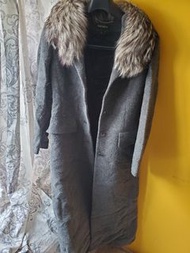 Escada 毛領長外套