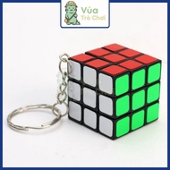 3x3 Rotatable Rubik's Cube Keychain 3x3x3 Rubik's Cube Intellectual Toy for Children to Develop Thin