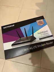 Netgear wifi 4G LTE Modem Router R7100LG AC1900 村屋