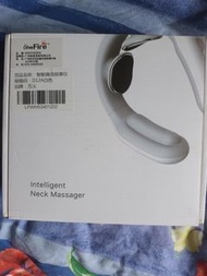 智能肩頸按摩儀