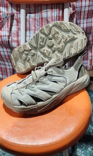 Hoka one one