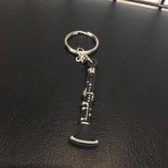 《白毛猴樂器》豎笛 造型 樂器吊飾 樂器鑰匙圈 小吊飾 鑰匙圈