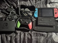 (未售)初代二手Switch主機連配件+SD card