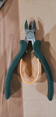 Kìm Cắt Dây Điện DNP-150 Nhãn Hiệu Peaks 3.Peaks Nhập Khẩu Nhật Bản (Có Lỗ Bóc Dây) Kìm Cắt Dây Da