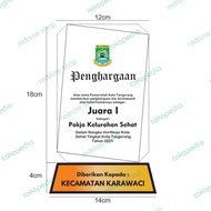 plakat akrilik custom/vandel/penghargaan/plakat tebal 1.5cm+box