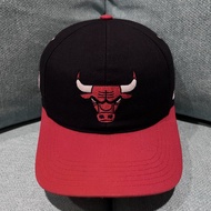 Topi NBA Vintage Chicago Bulls x Nike Cap Black Red