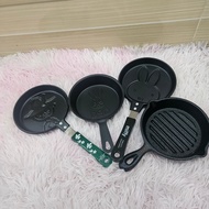 Mini pan set for frying eggs, making beef CNY, cake mold, used in all stoves including induction coo