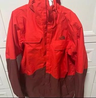 The north face 男裝紅色外套-L/XL