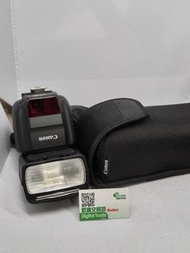 sold out 超平低玩 Canon Speedlite 430EX III-RT 是一款功能強大且便攜的閃光燈，支援無線電和光學無線閃光控制，適合需要多功能照明解決方案的攝影師。430EXIII 