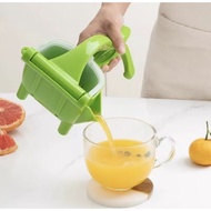 Jumbo Plastic Fruit Squeezer Hand Juicer Orange Squeezer / Manual Juice Press Hand